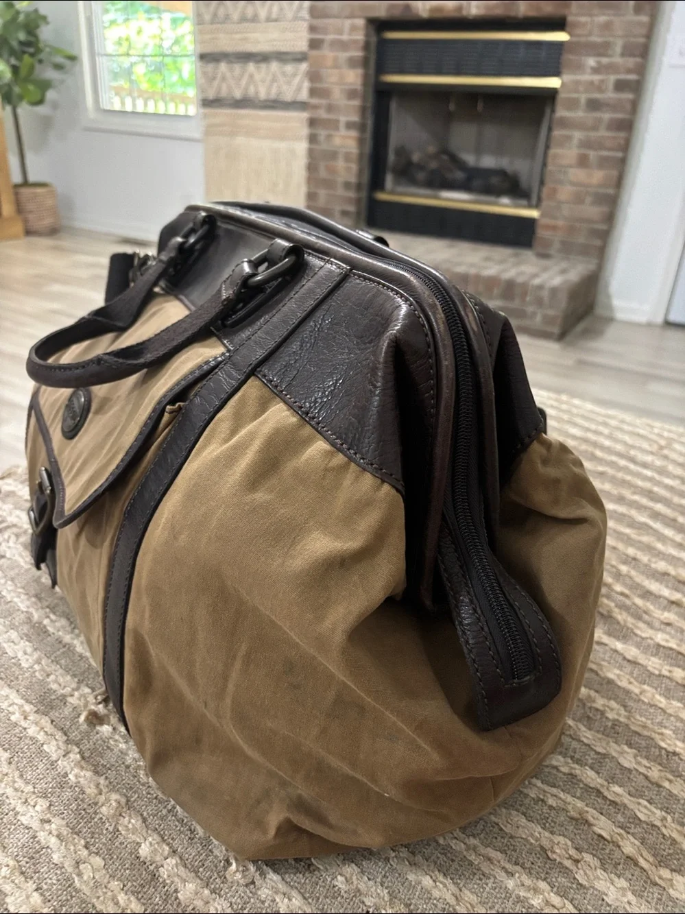 Fossil Duffel Waxed Canvas Weekender Travel Bag Brown Leather Wax Patina